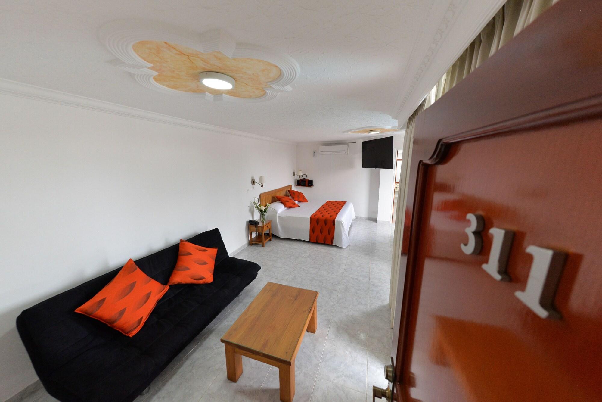 Hotel La Luna Santiago de Cali Extérieur photo