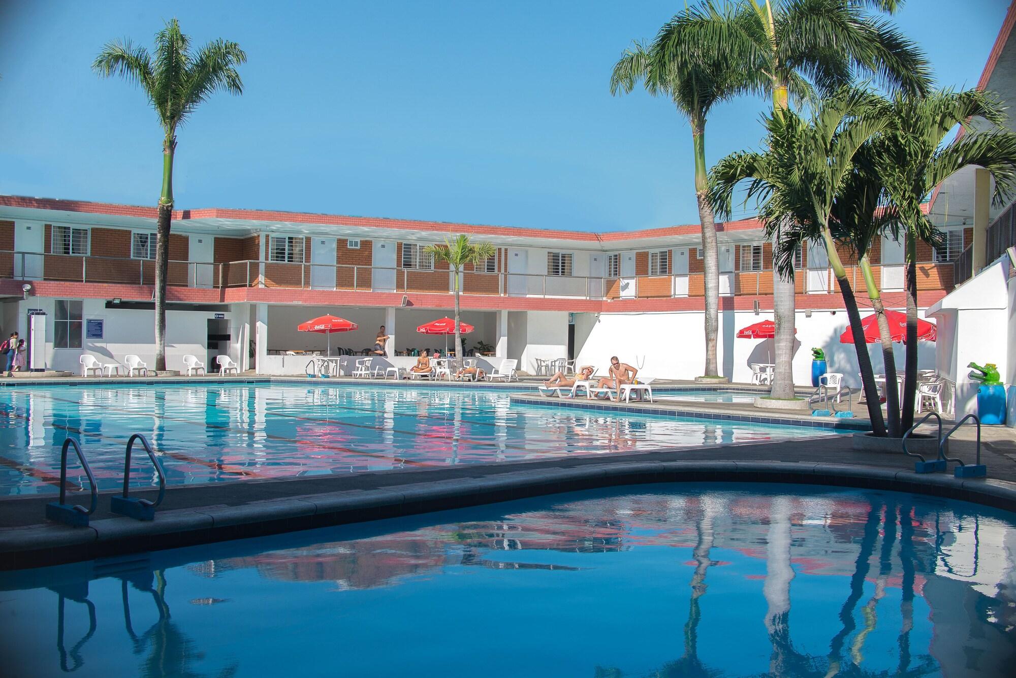 Hotel La Luna Santiago de Cali Extérieur photo