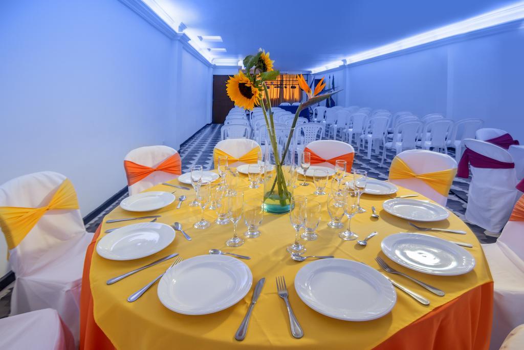 Hotel La Luna Santiago de Cali Extérieur photo