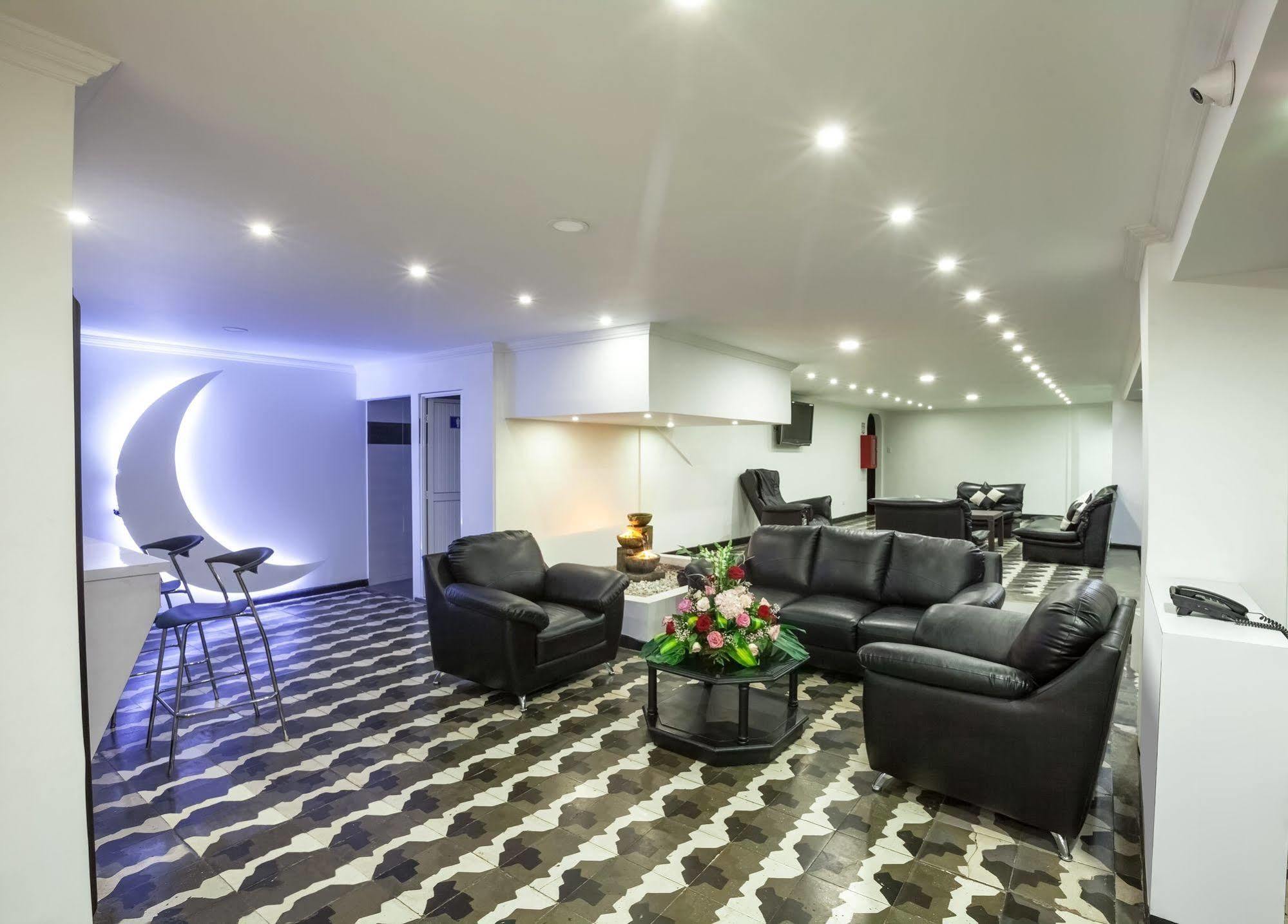Hotel La Luna Santiago de Cali Extérieur photo